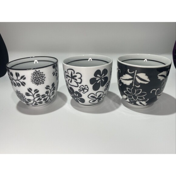Lot of 3 Pier 1 Imports 4 oz Akina Sake Tea Cups Black White Floral Design 2.5” - Picture 3 of 7